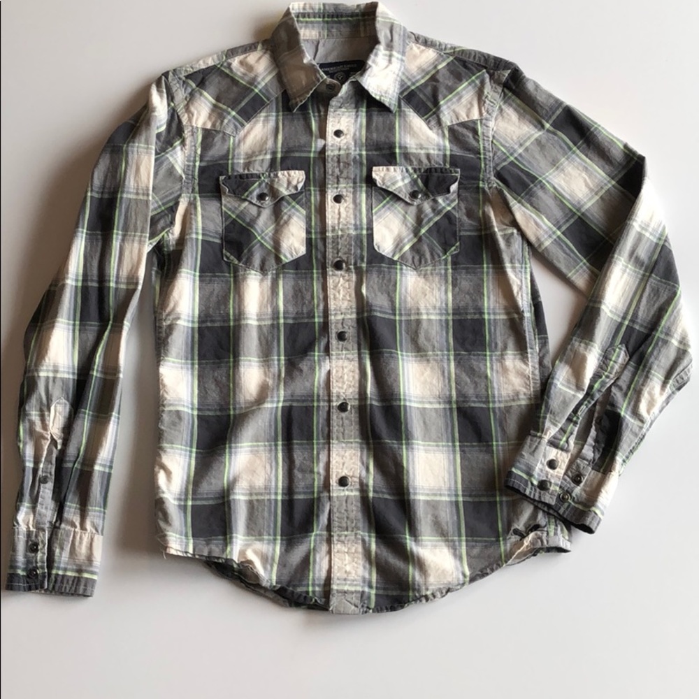 American Eagle Long Sleeve. Vintage Fit.  XS